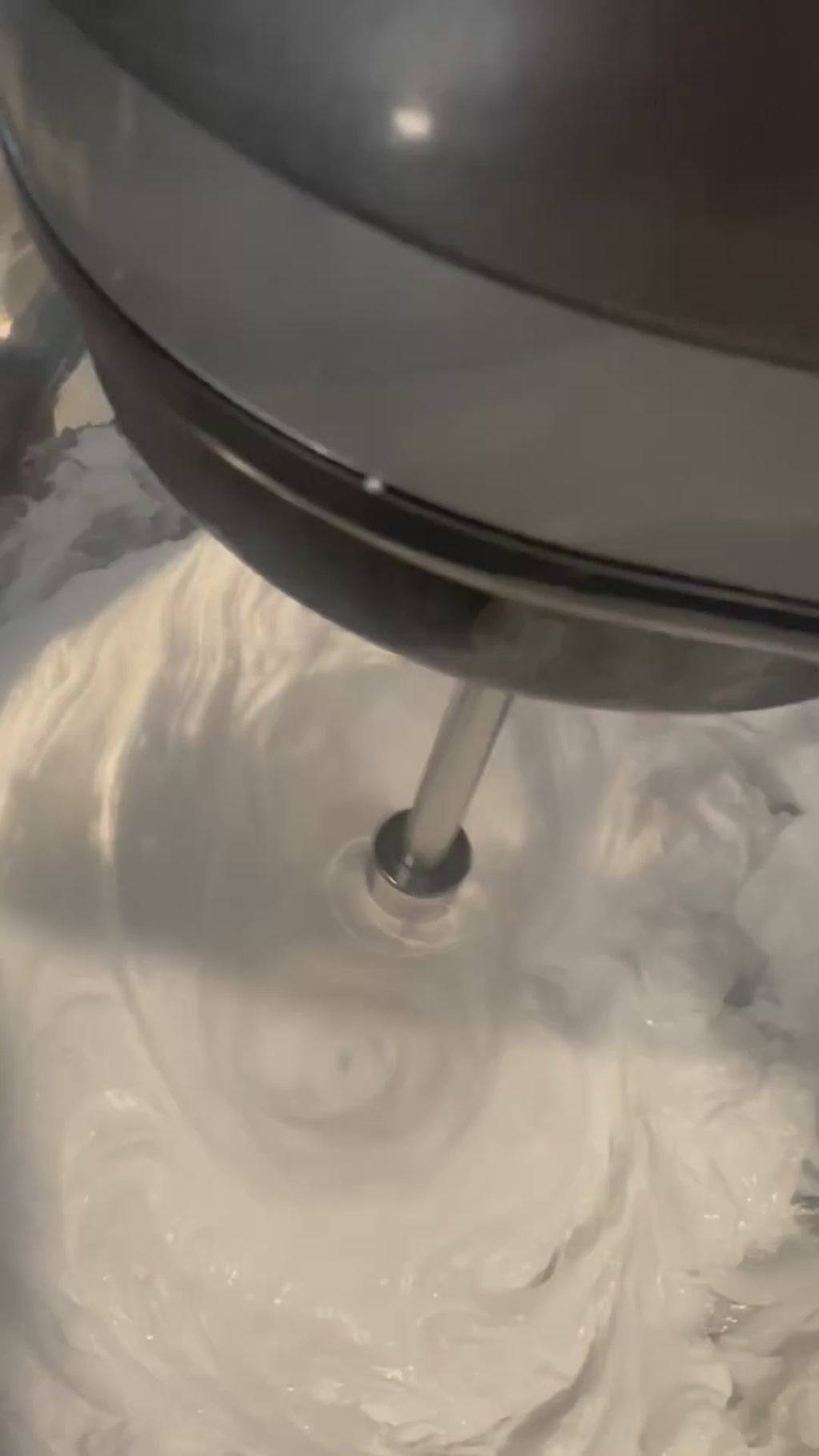 Black Raspberry Vanilla – Foaming Sugar Scrub (16oz)